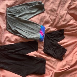 3 pairs of ivivva leggings